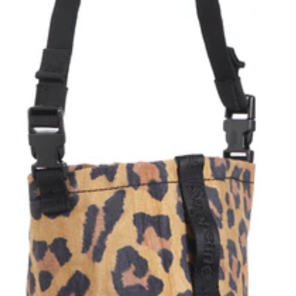 Authentic Supreme neck pouch - Picture 5 of 6